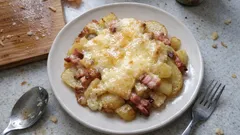 What to drink with tartiflette: simple wine pairings that balance the richness